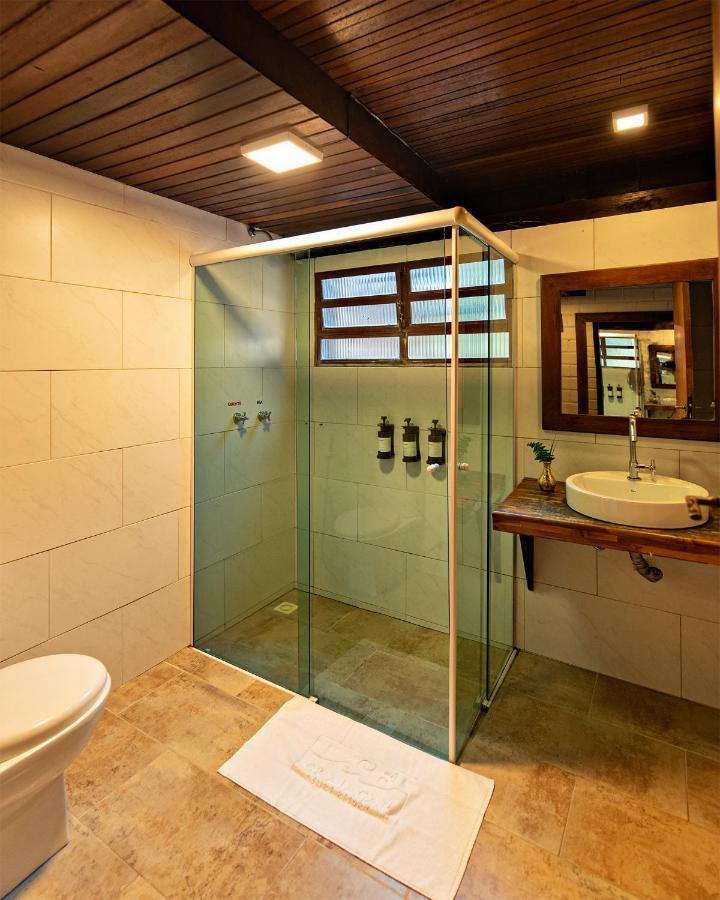 Grajagan Surf Resort Ilha do Mel Exterior foto